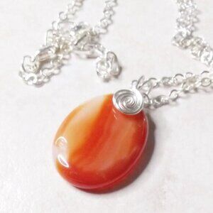 Banded Agate Necklace 22" ~ Juicy Orange Tangerine Cantaloupe Melon Hues
